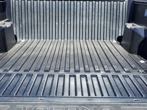 Used 2024 Toyota Tacoma TRD Sport image 12