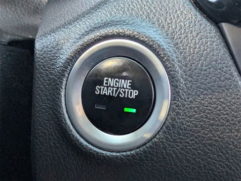 Used 2019 Buick Envision Essence image 28