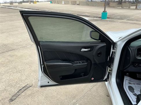 Used 2017 Dodge Charger R/T image 26