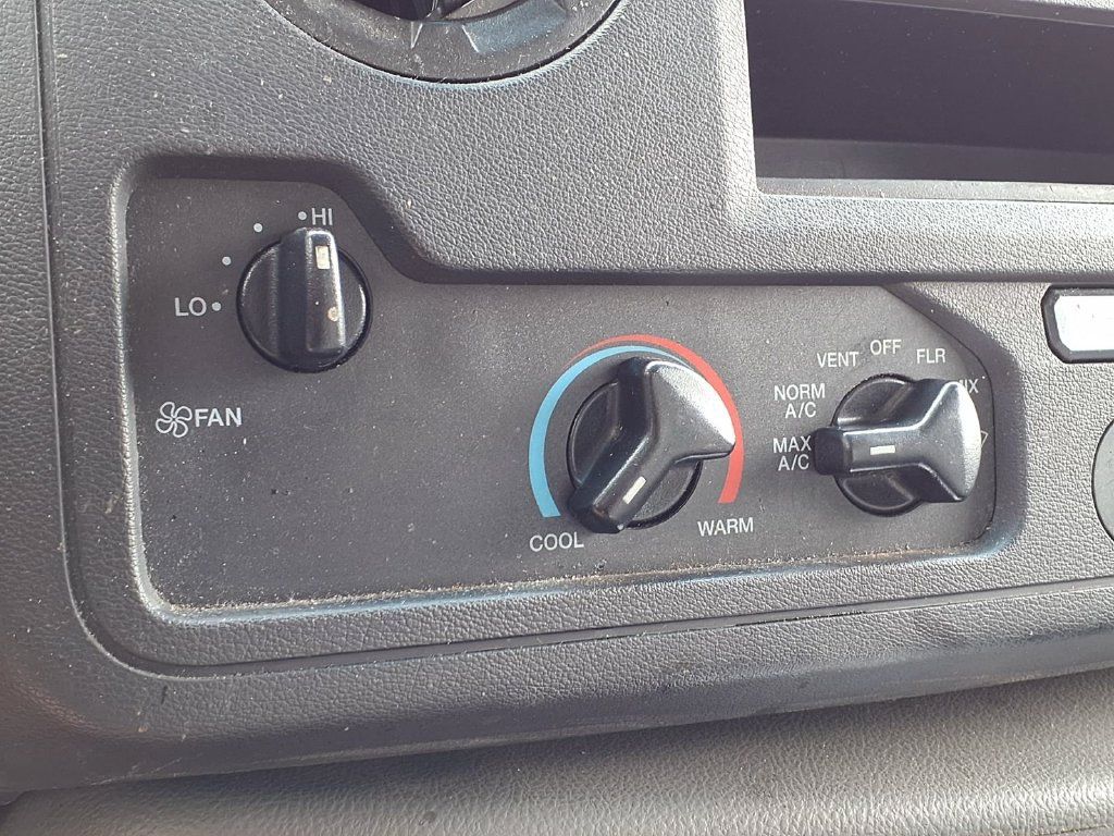 Used 2022 Ford E-350 and Econoline 350 Super Duty w/ Power Windows & Locks Group RWD image 20