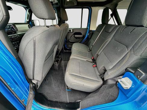 Used 2024 Jeep Wrangler Unlimited Sport AWD/4WD image 26