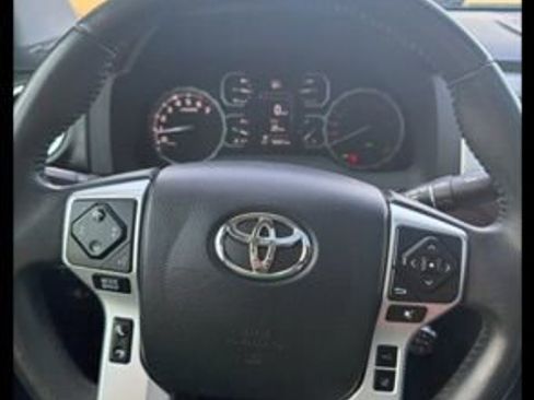 Used 2019 Toyota Tundra Limited w/ Limited Premium Package image 11