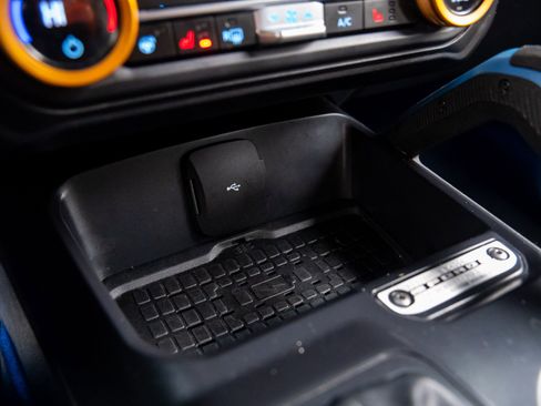 Used 2024 Ford Bronco Wildtrak image 30