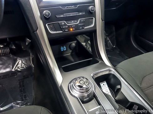 Certified 2019 Ford Fusion SE image 20