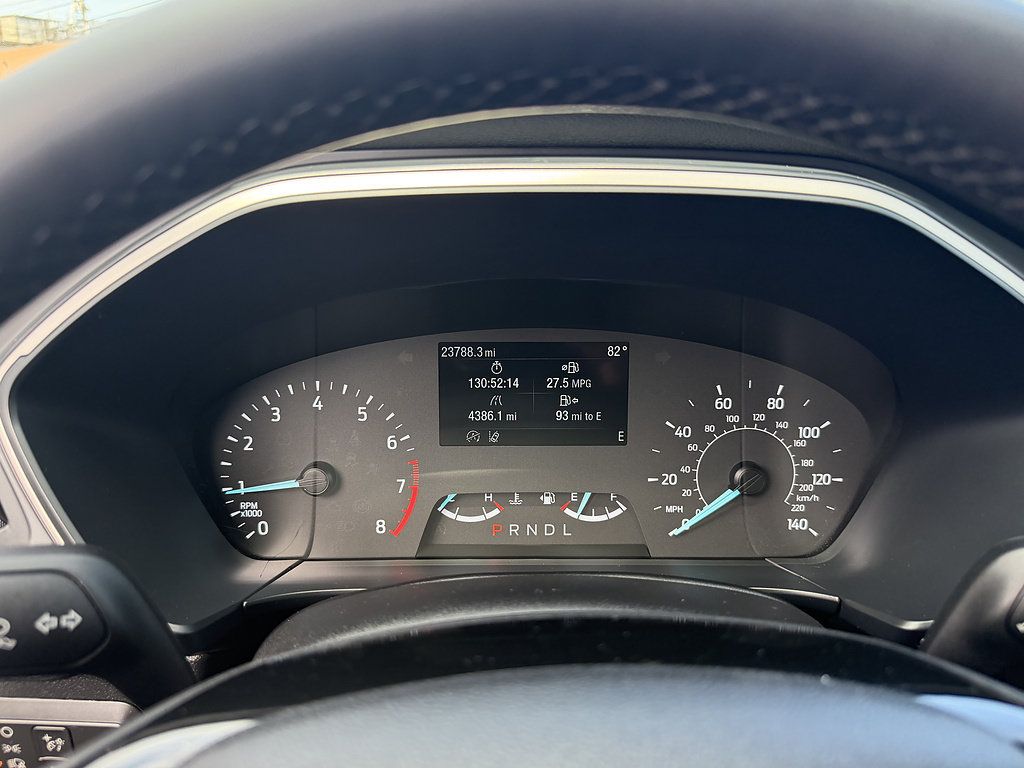 Certified 2022 Ford Escape SE w/ Cold Weather Package AWD/4WD image 15