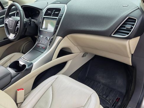 Used 2020 Lincoln Nautilus FWD w/ Equipment Group 101A image 23