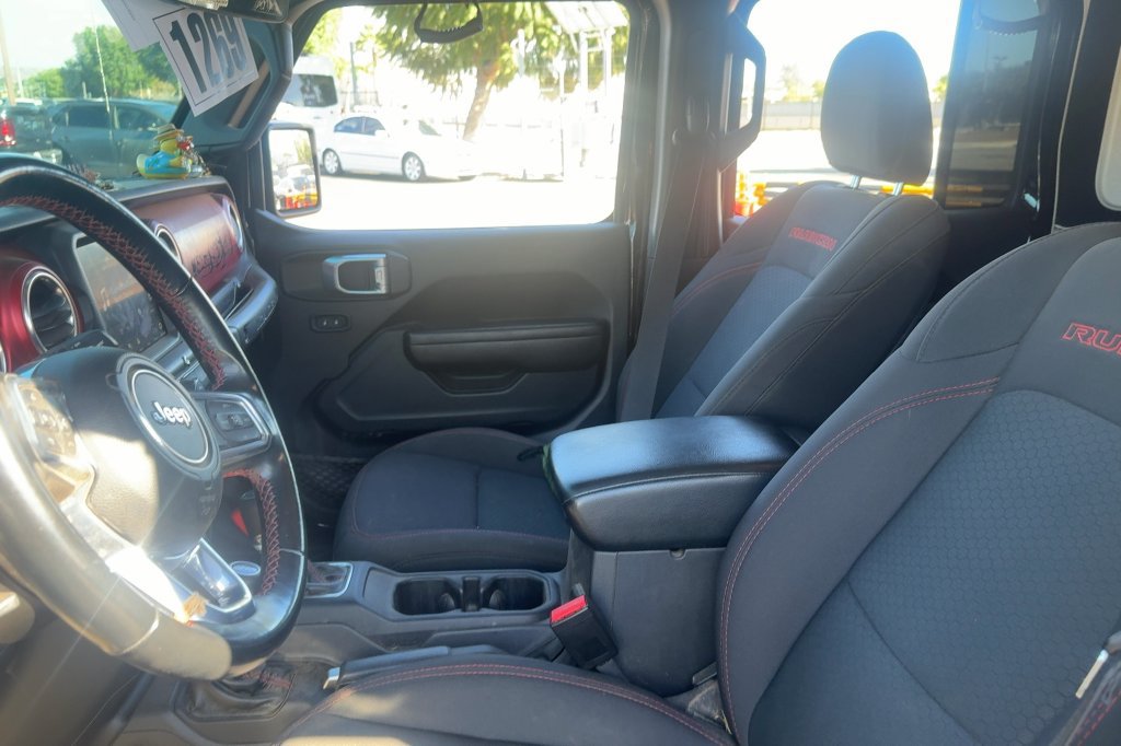 Used 2022 Jeep Wrangler Unlimited Rubicon AWD/4WD image 11
