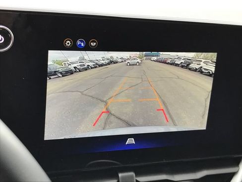 Certified 2026 Chevrolet Equinox LT AWD/4WD image 12