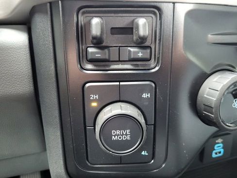 New 2026 Ford F250 XL w/ XL Chrome Package image 21