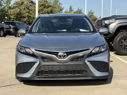 Used 2024 Toyota Camry SE FWD image 7