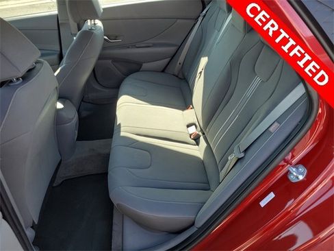 Certified 2025 Hyundai Elantra Sport image 19
