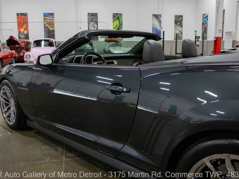 Used 2013 Chevrolet Camaro ZL1 RWD image 23