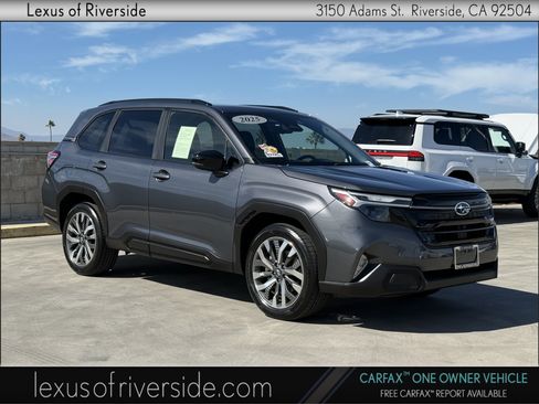 Used 2025 Subaru Forester Touring AWD/4WD image 1