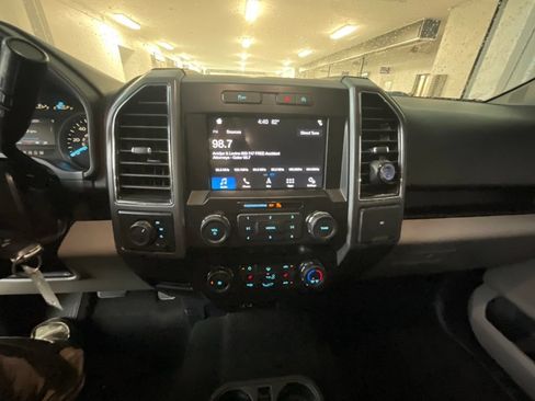 Used 2019 Ford F150 XLT w/ Equipment Group 302A Luxury AWD/4WD image 11