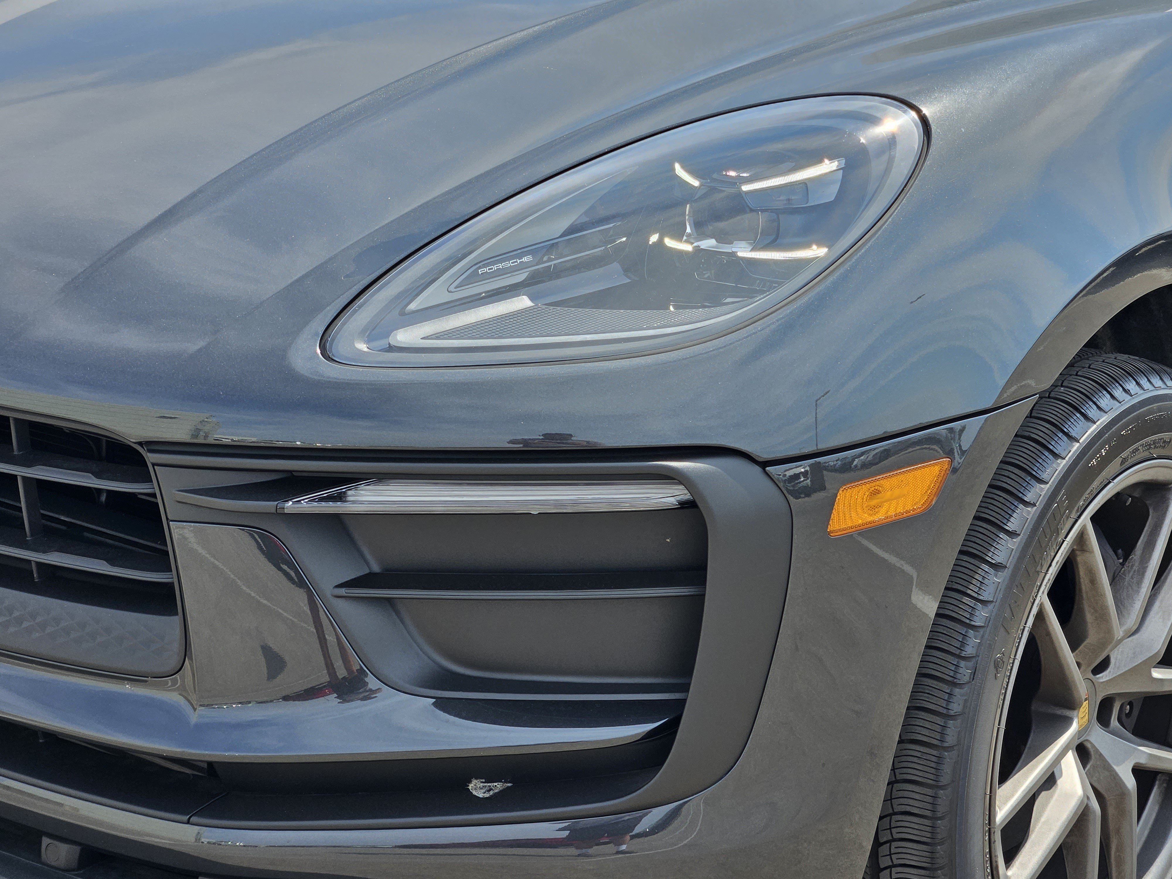 Certified 2026 Porsche Macan AWD/4WD image 12
