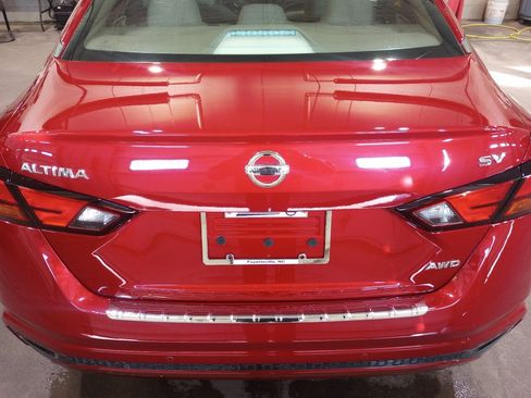 Used 2021 Nissan Altima 2.5 SV AWD/4WD image 14