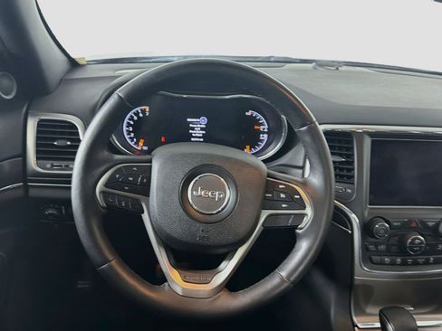 Used 2018 Jeep Grand Cherokee Limited w/ Luxury Group II AWD/4WD image 17