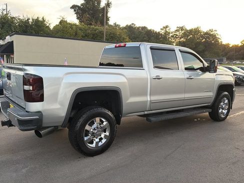 Used 2015 GMC Sierra 2500 SLT w/ Duramax Plus Package AWD/4WD image 5
