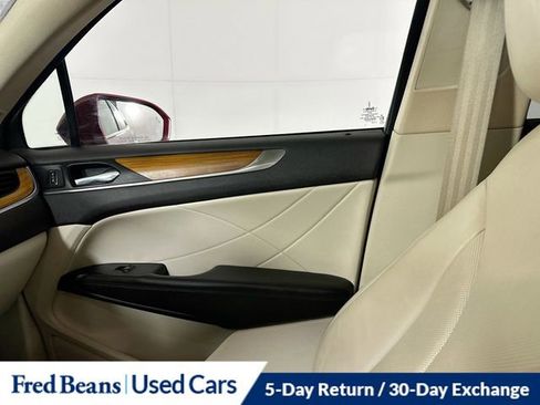 Used 2016 Lincoln MKC Reserve w/ Lincoln MKC Climate Package image 26