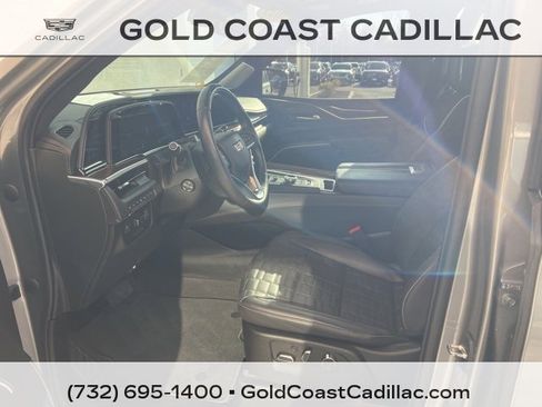 Certified 2023 Cadillac Escalade ESV Sport Platinum w/ LPO, ONYX Package image 19