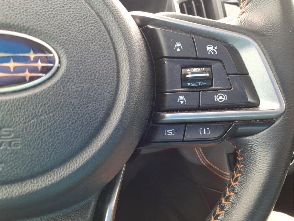 Used 2023 Subaru Crosstrek 2.0i Premium AWD/4WD image 23