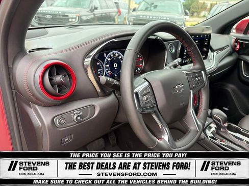 Used 2025 Chevrolet Blazer RS FWD image 19