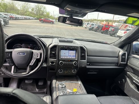 Used 2019 Ford Expedition Limited w/ Equipment Group 302A image 15