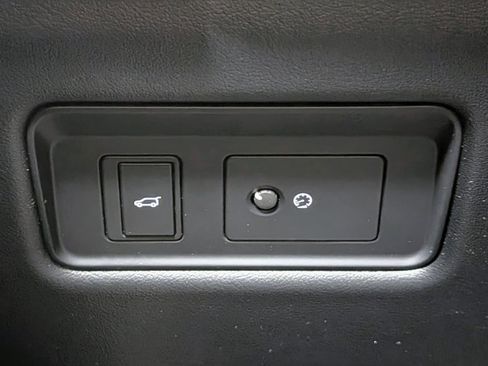 Used 2019 Land Rover Range Rover AWD/4WD image 28