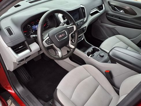 Certified 2022 GMC Terrain SLE image 4