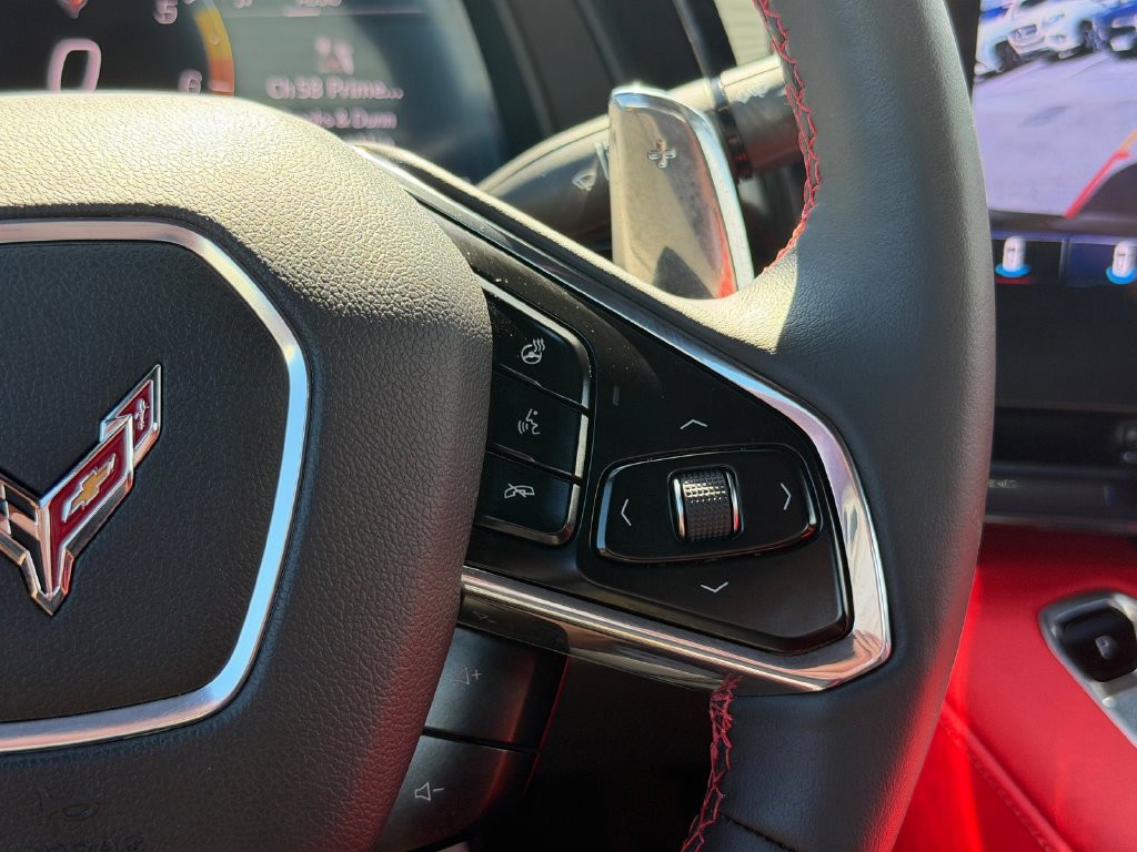 Used 2024 Chevrolet Corvette Stingray Preferred Conv w/ Stealth Interior Trim Package RWD image 29