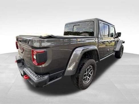 Used 2025 Jeep Gladiator Rubicon AWD/4WD image 7