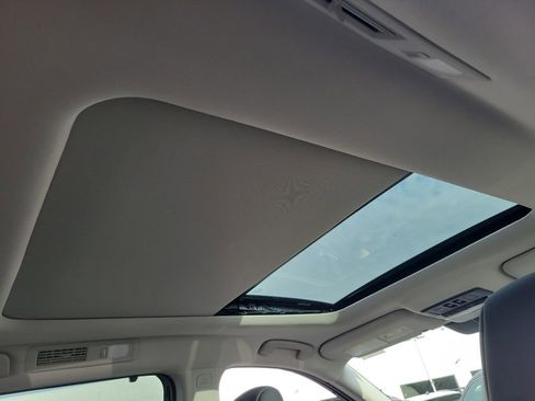 New 2025 Nissan Pathfinder Platinum image 15