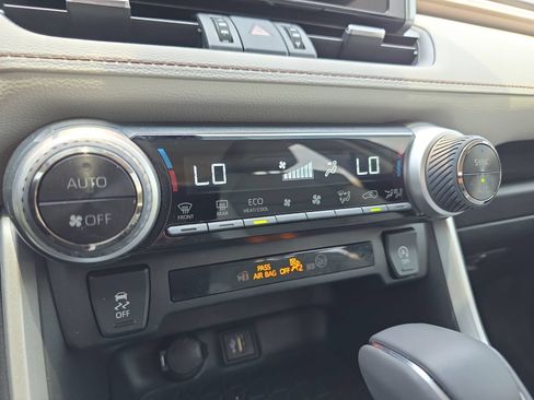 Used 2023 Toyota RAV4 XLE Premium FWD image 24