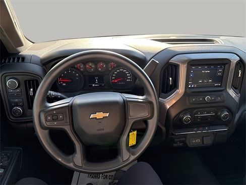 Used 2021 Chevrolet Silverado 2500 Custom w/ Custom Convenience Package image 9