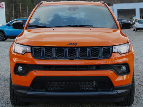 New 2026 Jeep Compass Latitude image 2