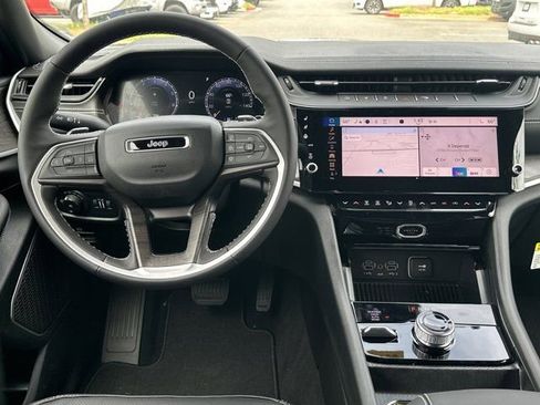 New 2026 Jeep Grand Cherokee Limited AWD/4WD image 25