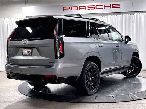Used 2023 Cadillac Escalade Sport Platinum w/ LPO, ONYX Package AWD/4WD image 9