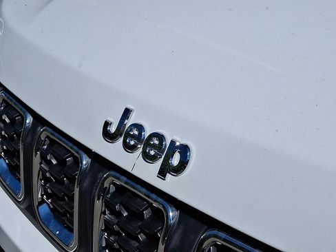 New 2025 Jeep Compass Sport image 4