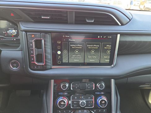 Used 2022 GMC Yukon Denali image 13