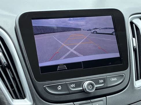 Used 2024 Chevrolet Malibu LT FWD image 30