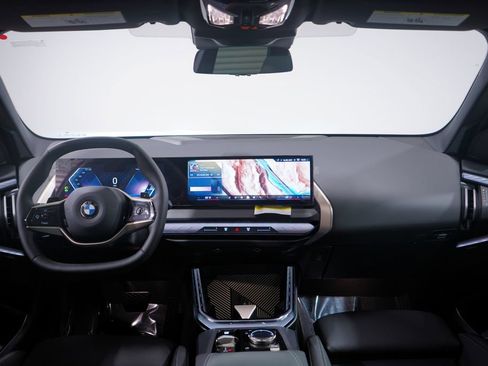 Used 2025 BMW X3 xDrive30i w/ Convenience Package image 10