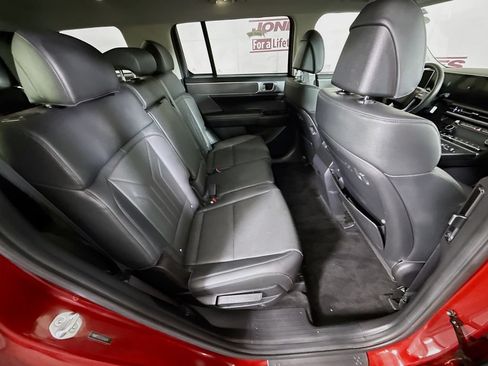 Certified 2025 Hyundai Santa Fe SEL AWD/4WD image 30