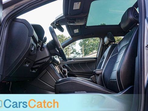 Used 2022 Volkswagen Tiguan SEL R-Line AWD/4WD image 18