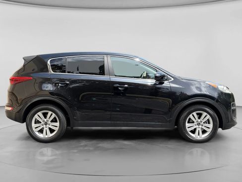 Used 2018 Kia Sportage LX FWD image 6