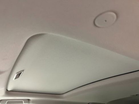 Used 2025 Honda CR-V EX image 29