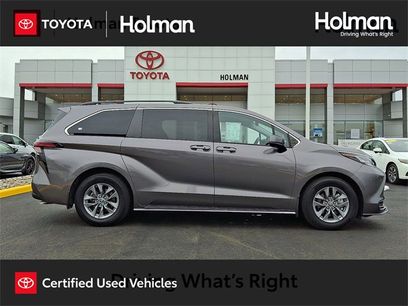 Certified 2022 Toyota Sienna LE