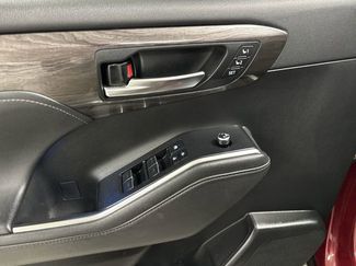 Used 2021 Toyota Highlander Platinum video 3