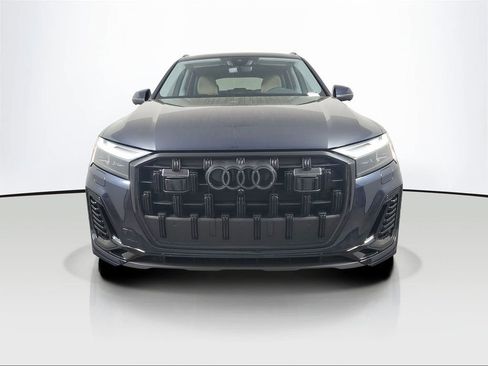 Used 2025 Audi Q7 3.0T Premium Plus w/ Premium Plus Package image 2