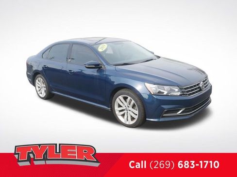 Used 2019 Volkswagen Passat 2.0T Wolfsburg w/ Wheels & Sunroof Package FWD image 1