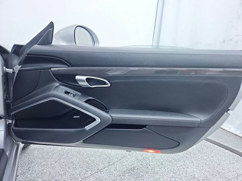 Used 2017 Porsche 911 Carrera 4S image 32